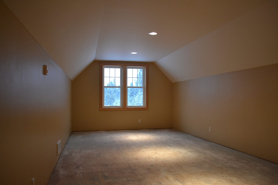 bonus room above garage construction view