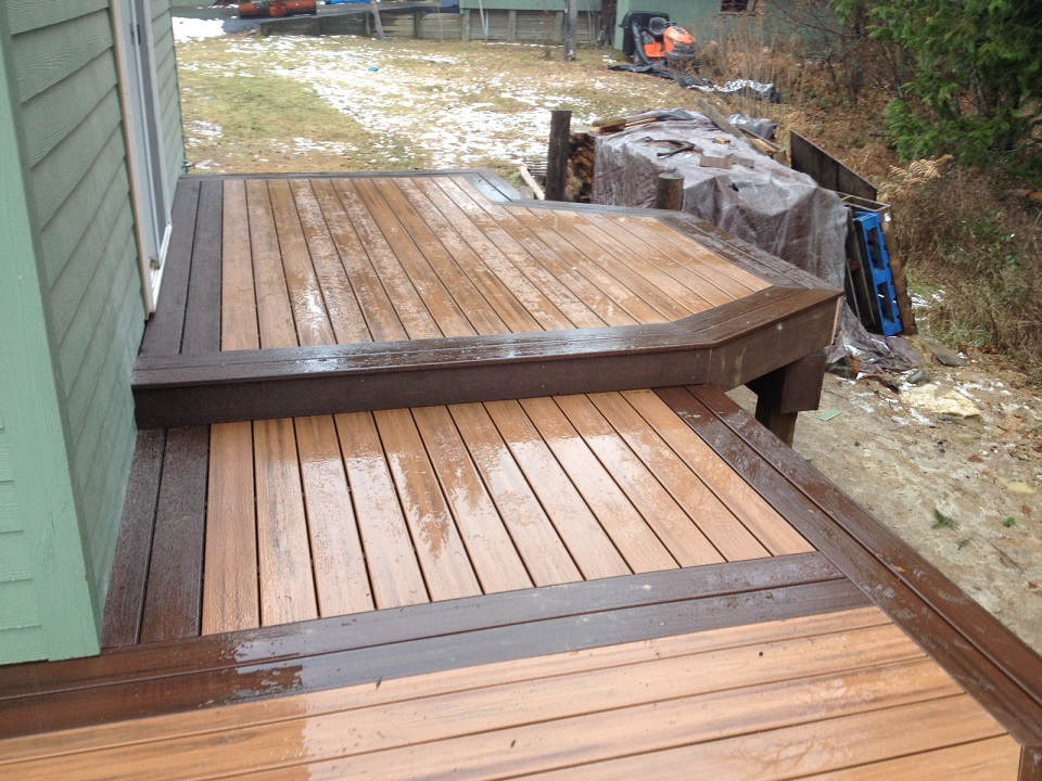 Multilevel deck