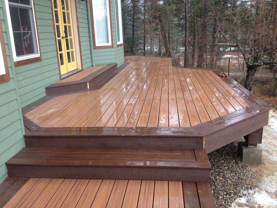 Sandpoint Trex Deck photo 2