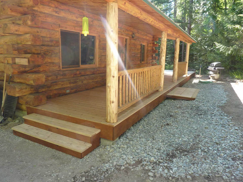 Sandpoint New Cedar Deck